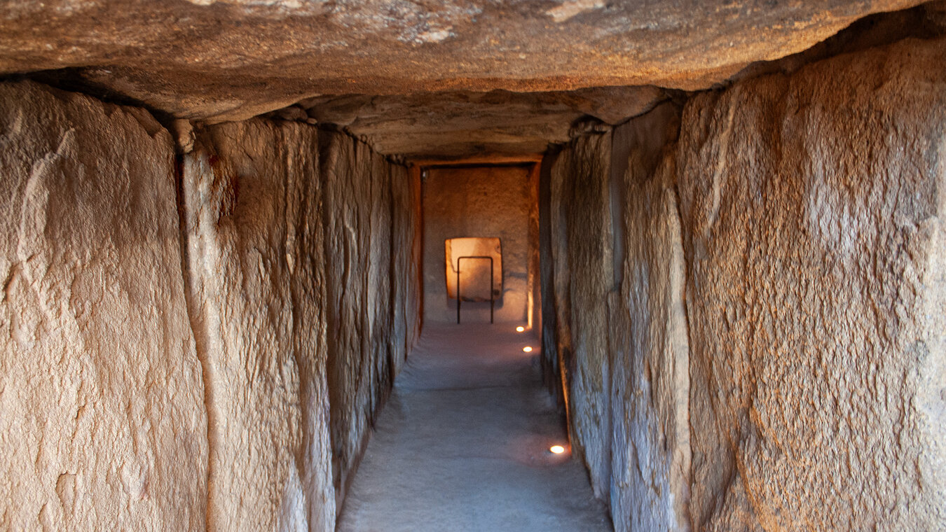 Das Hünengrab von Viera in Antequera – seit 15. Juli 2016 Teil des UNESCO-Welterbes „Sitio de los Dólmenes de Antequera"