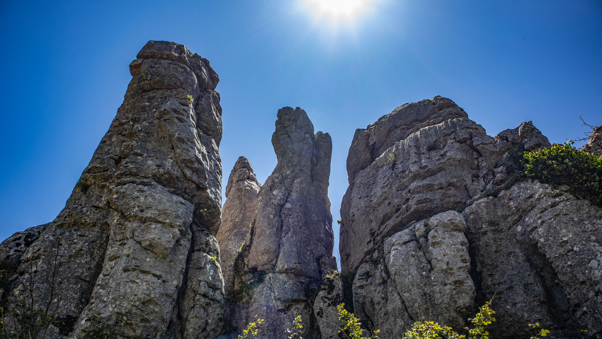 gewaltige Säulen im Karstgestein des El Torcal de Antequera